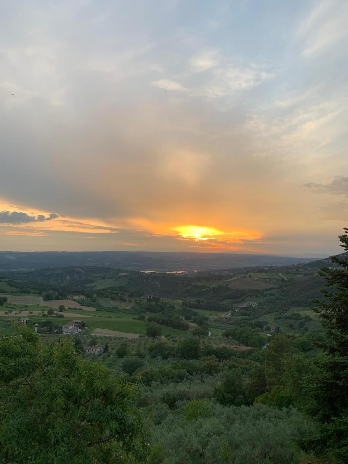 Il Nido Dell'Aquila-Lugnano In Teverina Экстерьер фото